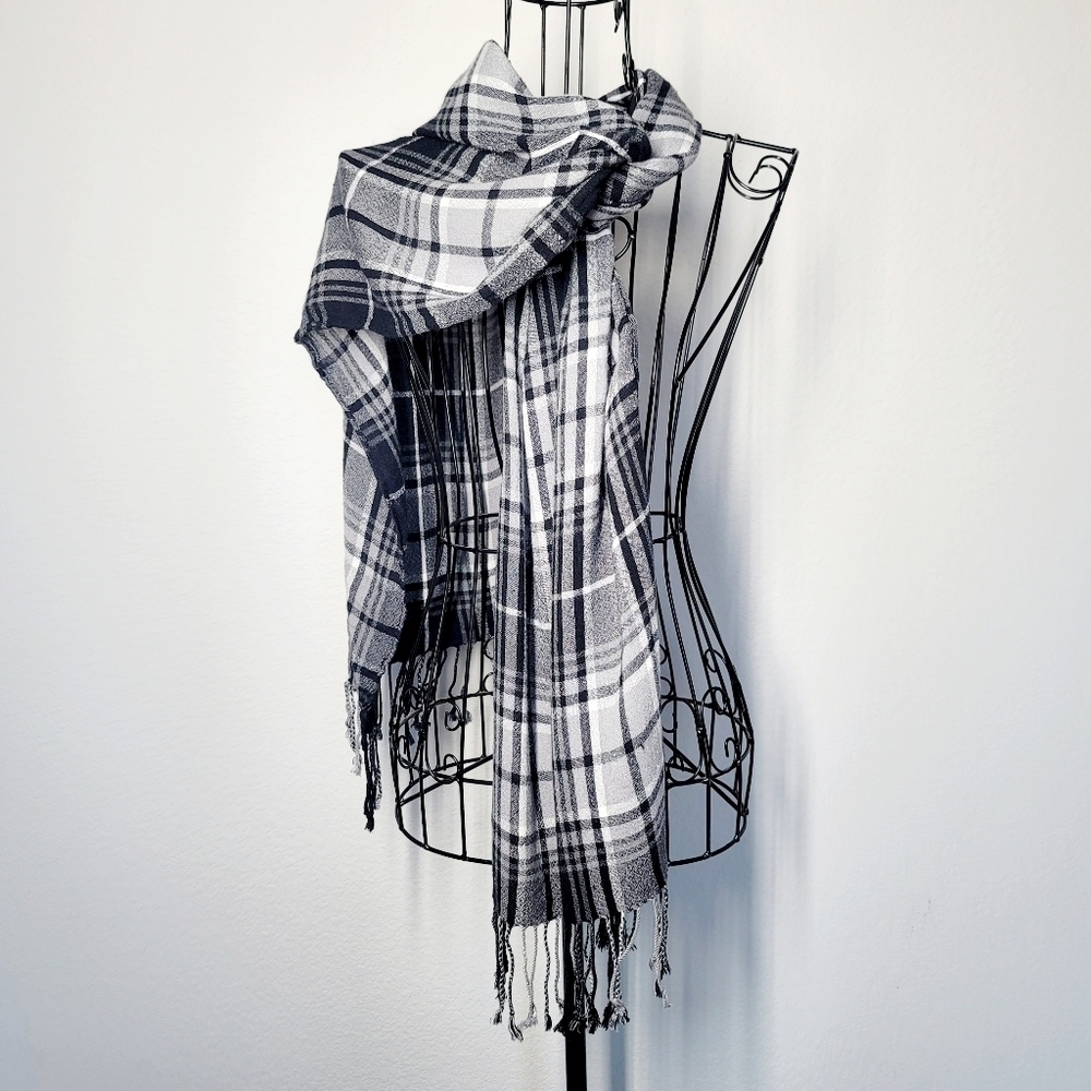 Express Black/White Plaid Scarf